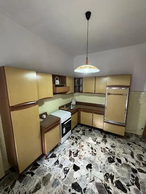 Trilocale Con Cucina - Casa Manzoni Apartment San Pellegrino Terme Italy
